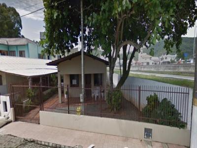 Casa para Venda, em Itapema, bairro Centro, 3 dormitórios, 1 banheiro, 2 vagas